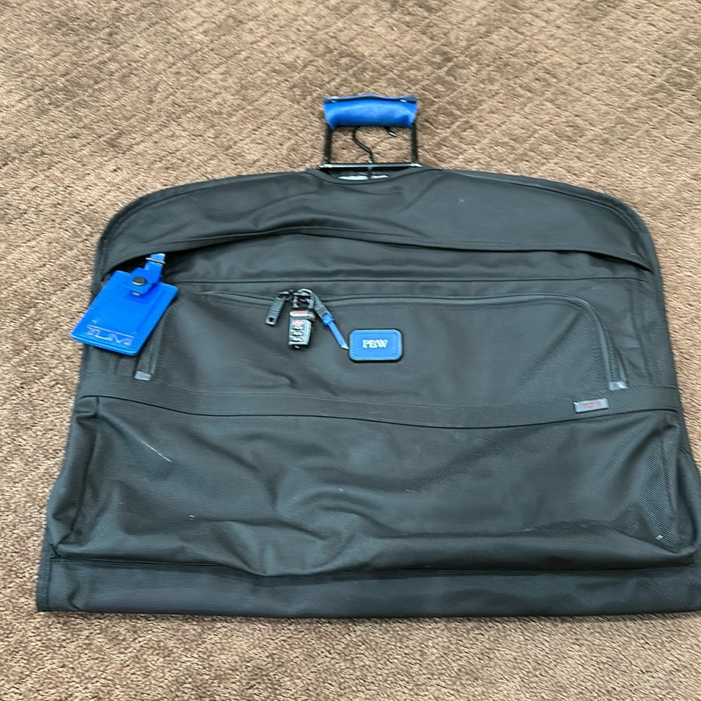 Tumi Hanging Clothes Garment Bag